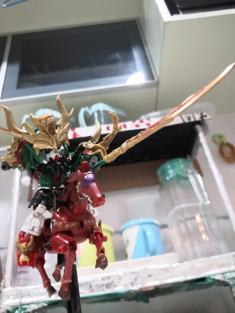 鬼牙關羽汗血寶馬–5枚目/制作者：LUNLUN（邪道可動）