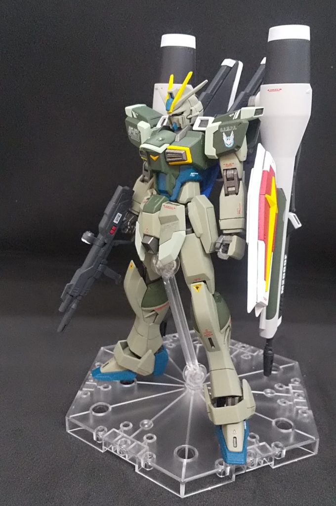 最後にシールド、ライフル装備で粗いところばかりです