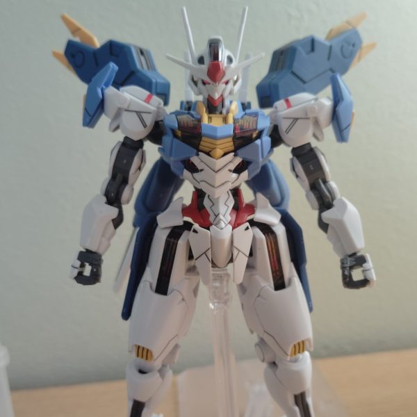 エアリアルとエアリアル改修型のパーツとっかえひっかえ