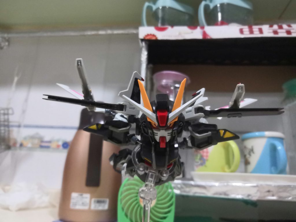 ストライクノワールガンダム–4枚目/制作者：LUNLUN（邪道可動）