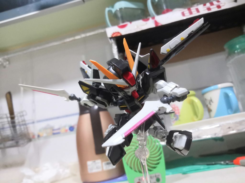 ストライクノワールガンダム–8枚目/制作者：LUNLUN（邪道可動）