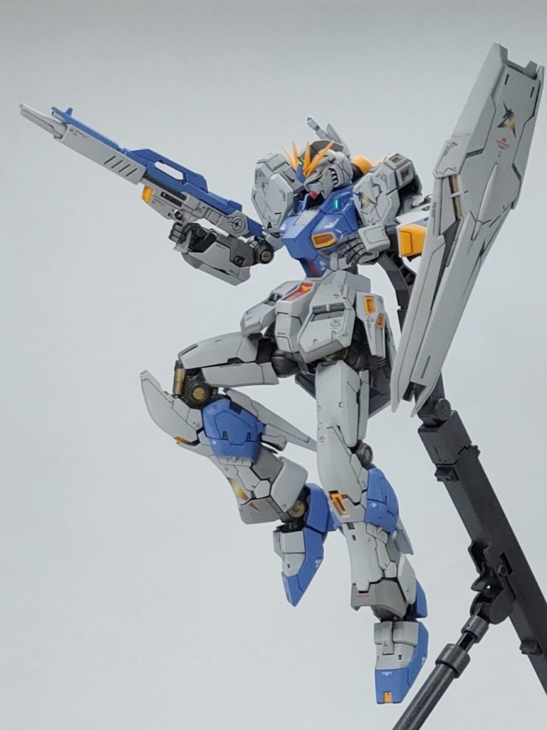 RG 1/144 RX-93ff νガンダム–4枚目/制作者：sonp