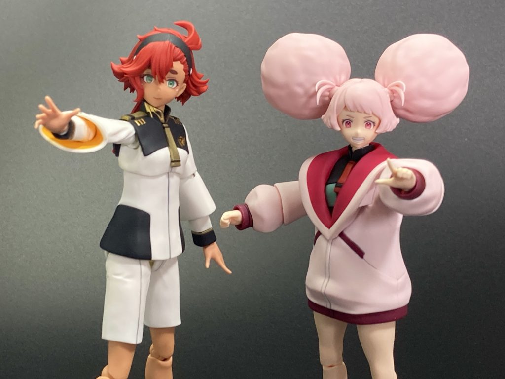 キレ顔以外も。去年作ったスレッタと2ショット。