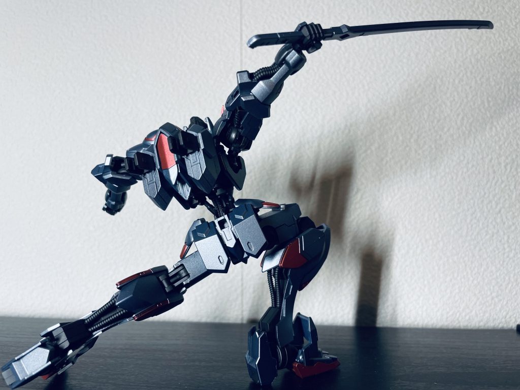 ソードと言えば後ろ姿もかっこいいよね!背中で語る感じ(`‐ω‐´)✧