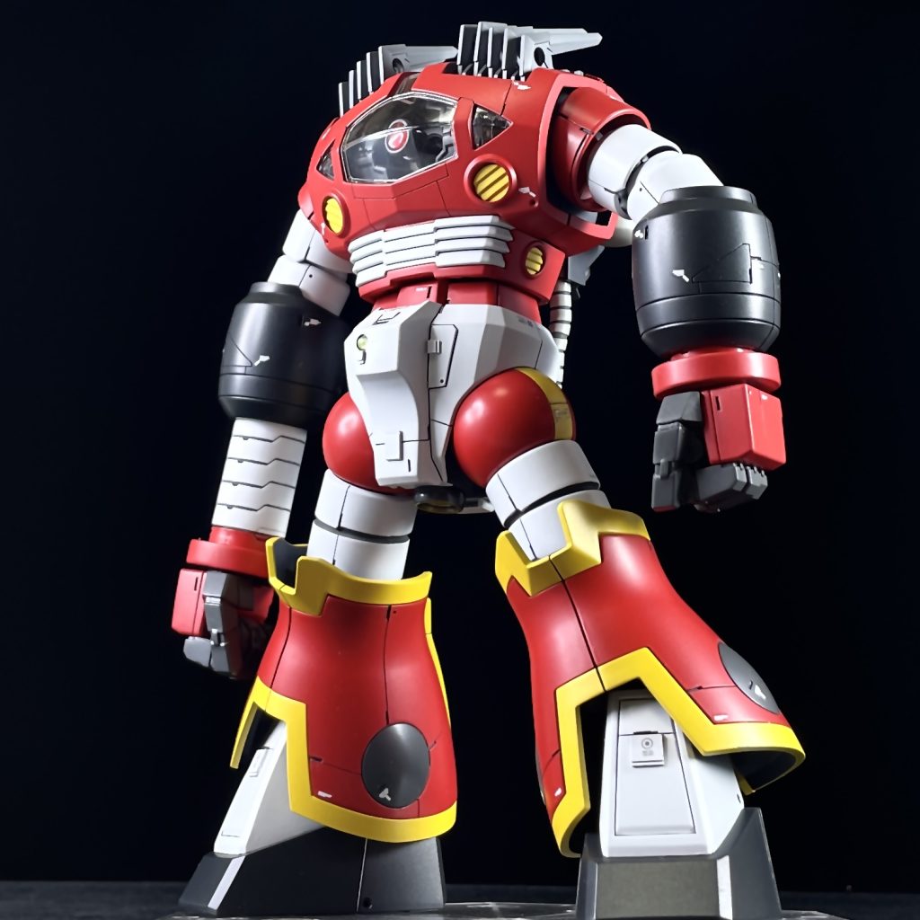 ゾゴック、、迷ったけど、旧キットカラーで^ ^白パンツがダサいからw、少しディテールを足してみました。旧キットの足の黄色ラインを どうするか悩んだけど、今回はこれで。脹脛を塗装するかいなかで、30分ほど悩みました w 今回で、当面 ガンスタ投稿は終わりますが、模型は細々と blogで 続けます。素組+αの作品の時は、またこちらにお世話になりにきます。