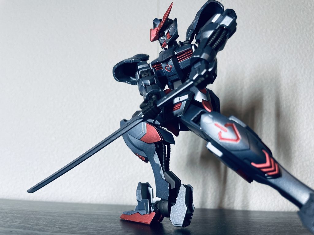 「こいつの使い方、やっとわかった」ってミカが言った時のやつです!めっちゃやりたかったんだけど、腕2本でソード持って可動とかまじで大変だった💦💦💦