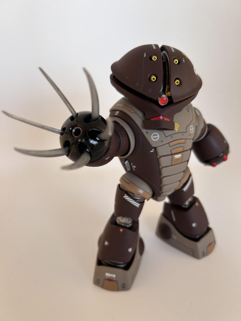 爪もちょこっと延長して鋭利化