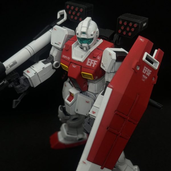 ジム(ミサイルポッド装備)