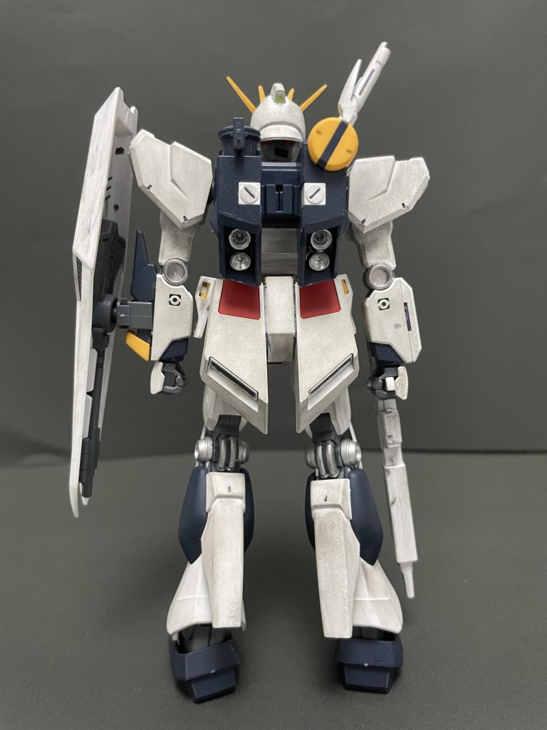 シンプルなνガンダム–5枚目/制作者：Asayan