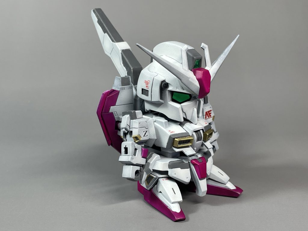 SDのマスキングはしんどかったのであまり細かく塗分けしてません。少々雑さが目立ちますね、、、、