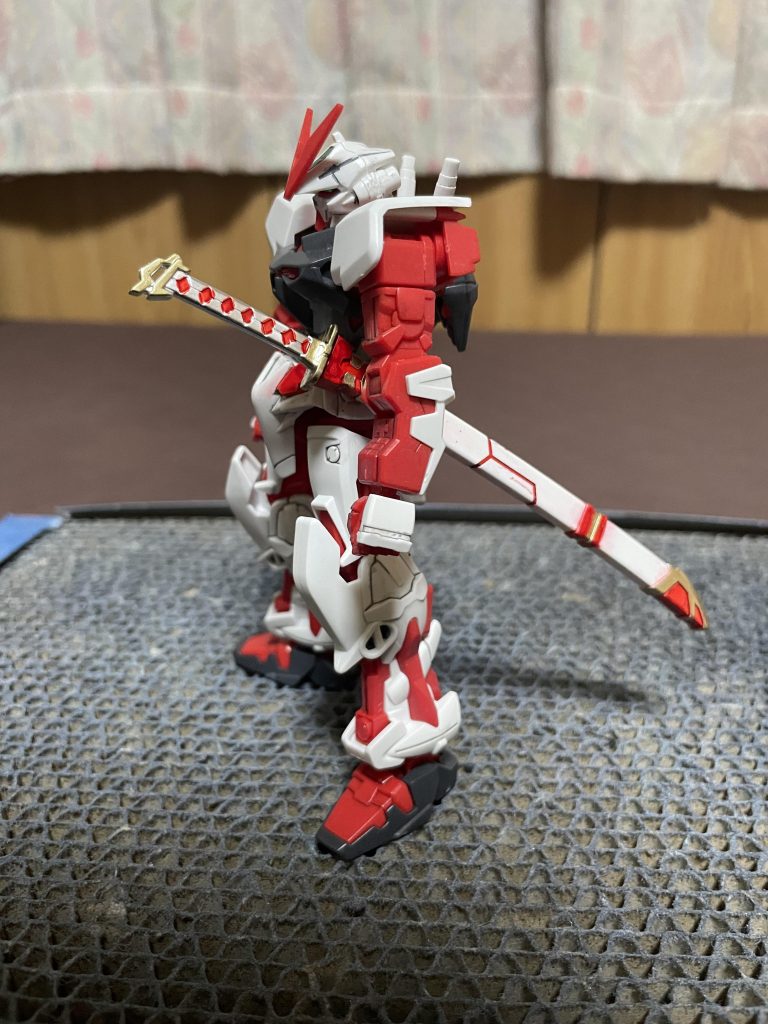 アストレイレッドフレーム–4枚目/制作者：Asayan