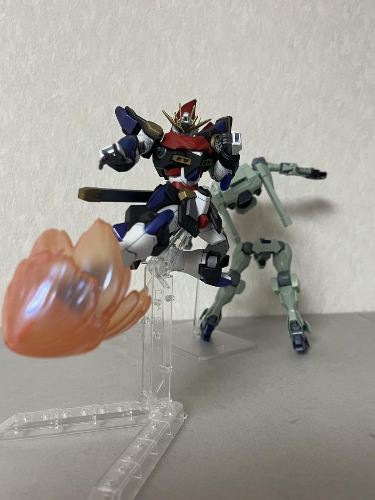 ネメシスバーニングガンダム–3枚目/制作者:JINYOMO