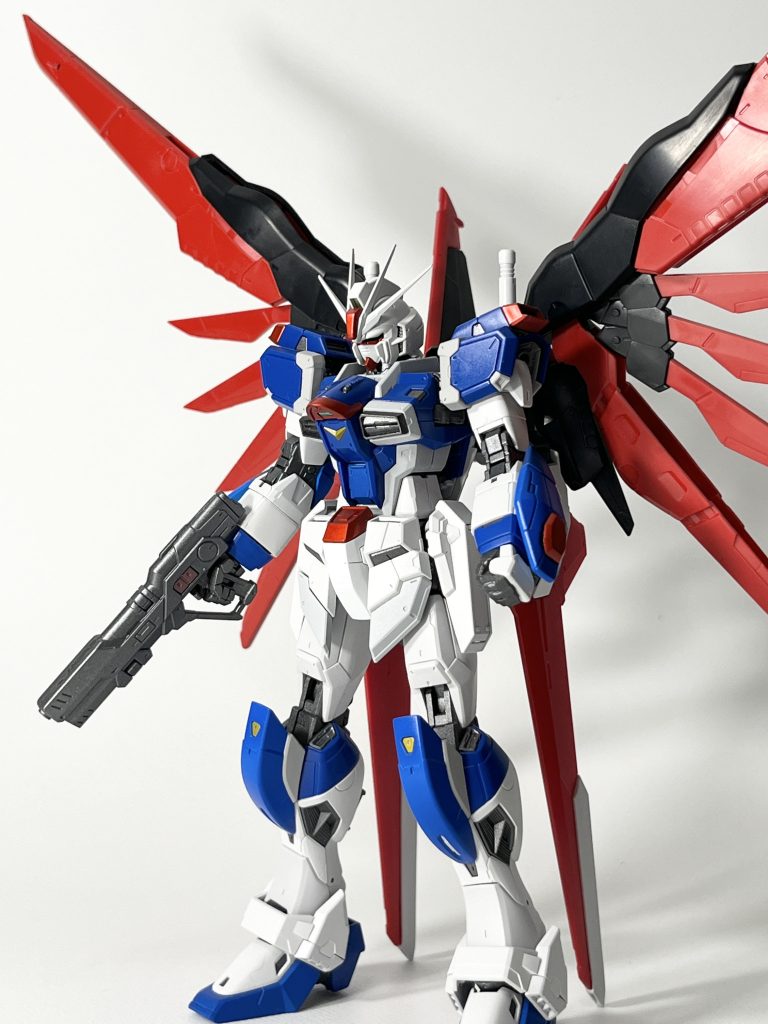 イエロー抜きで塗装したところ、何か寂しくなってしまったので、再塗装しました笑バックパックも塗装したのですが、気に入らないので塗り直してる最中です😅デスティニーインパルスspecIIIとしてロールアウトさせます!最後まで見ていただきありがとうございました😊