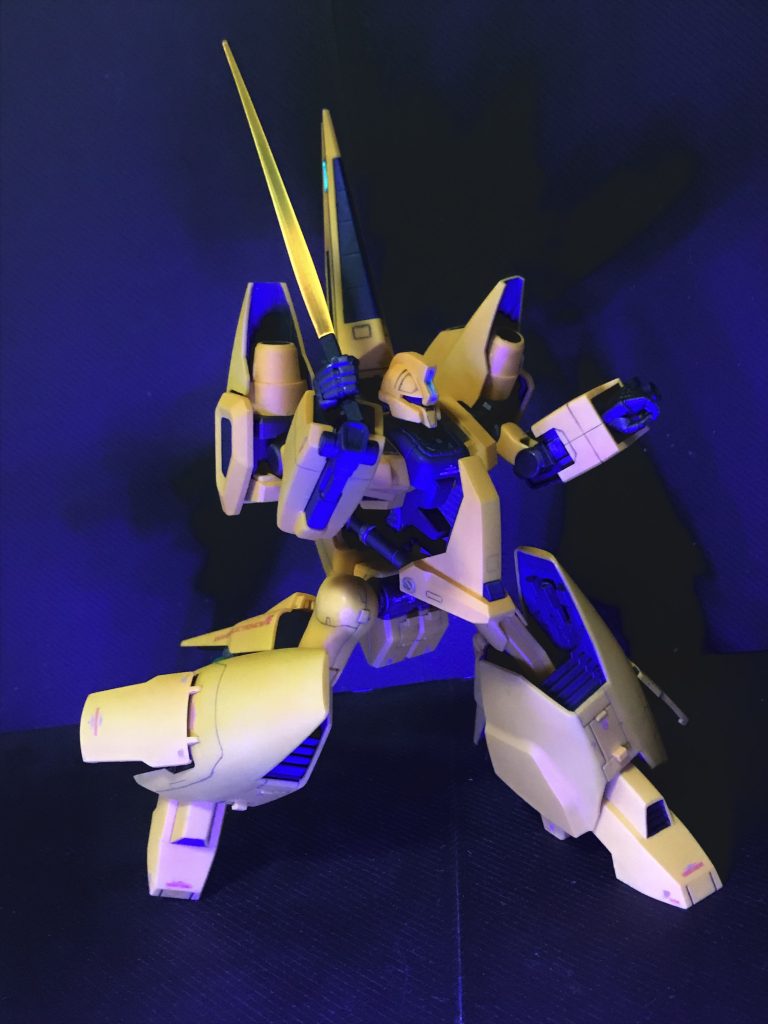 よく考えれば、よくこの機体であのグリプス戦役を最後まで生き残ったんだよなぁ。ファは2番機だけど・・・。