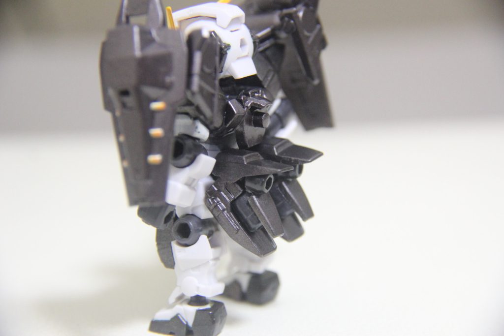 デュナメスリペアⅢ–3枚目/制作者：1941