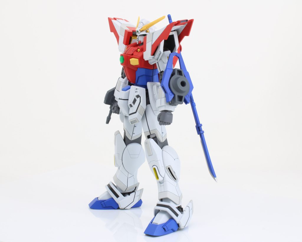 肩のライジングシールドやビームマシンガンはネオジム磁石による接続です。