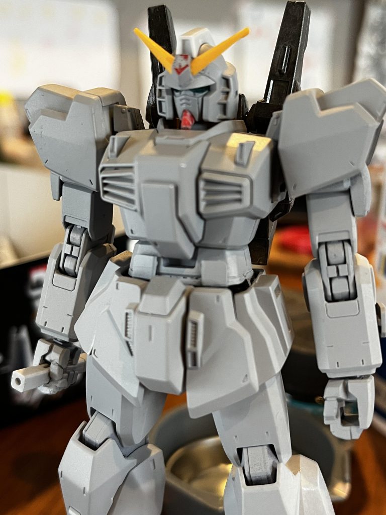 まだサーベル無くしてなかったころ。このあとお腹に貼り付けたランナータグが気に入らず処理に悩んで放置。。