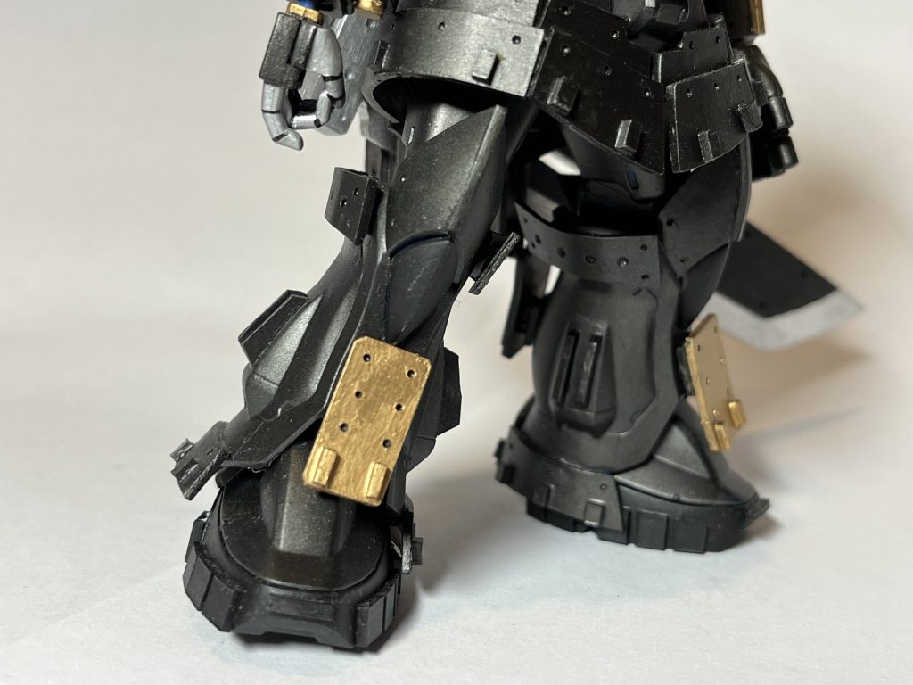 各所に装甲を強化。