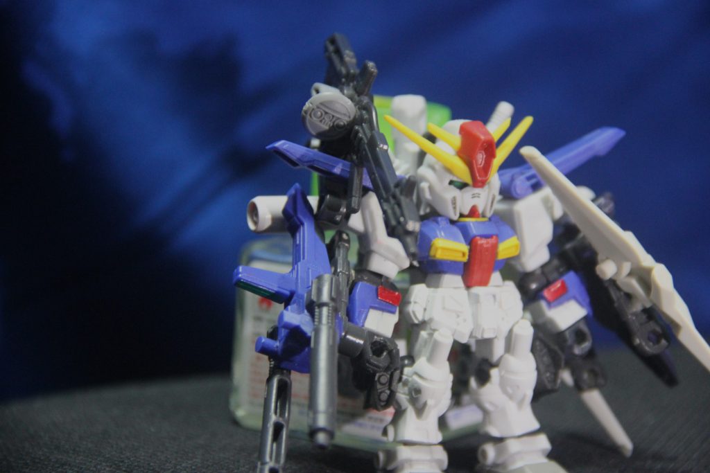 ここからはオリジナル設定のZZ-GR強化型プランです。右肩にはビームキャノンを装備。