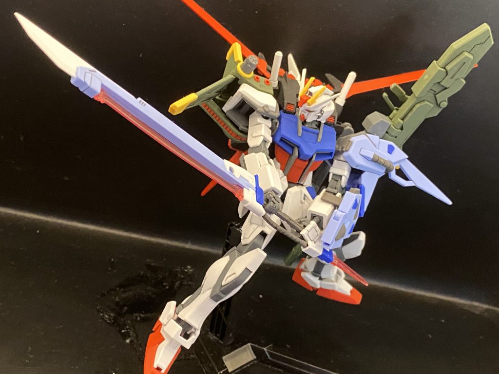 そしてシュゲルトゲベールを両手で構え。この剣にはこのポーズがよく似合います。