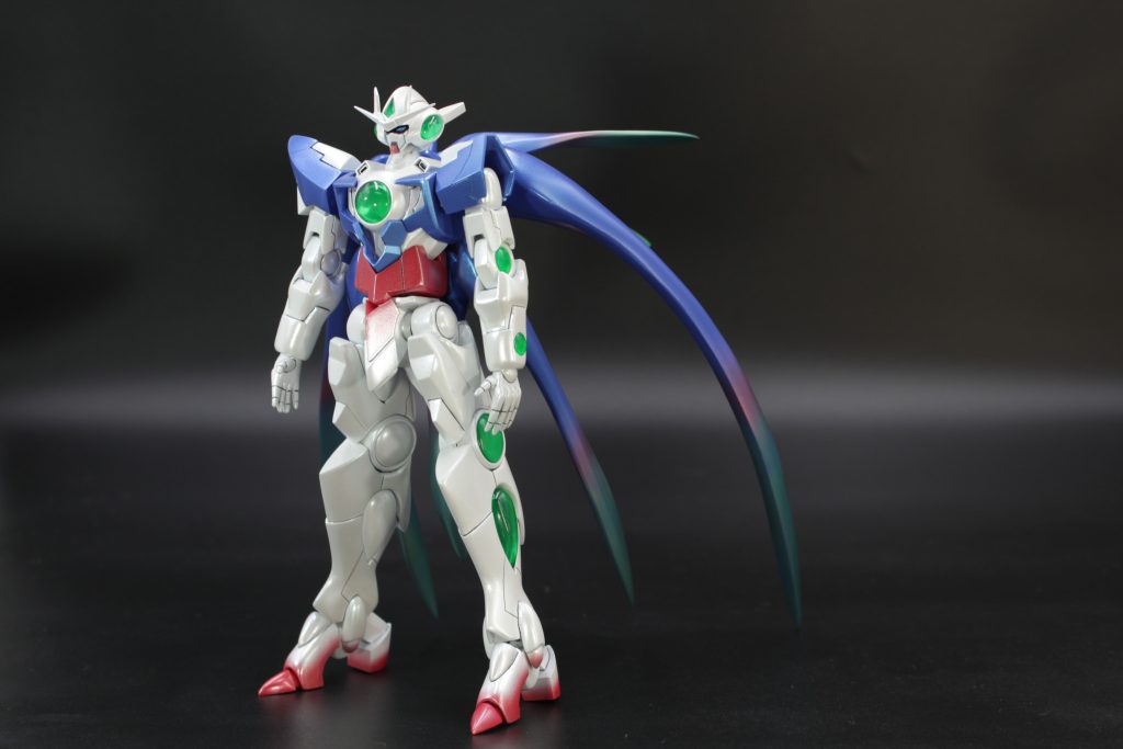 ELSクアンタ単体で飾る事も可能