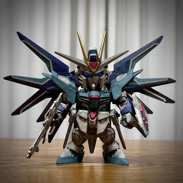 SDライジングフリーダムガンダム