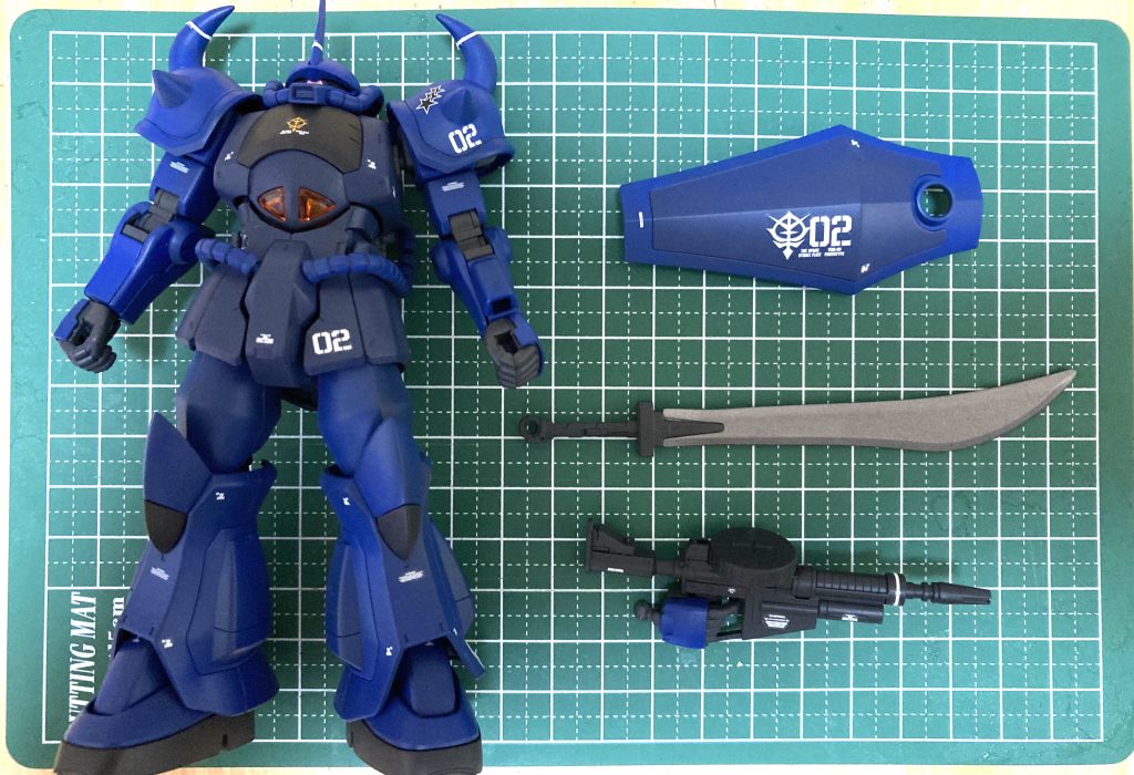 サーベルは一本はオレンジのままです(写真なし)が、もう一本は塗装しています。