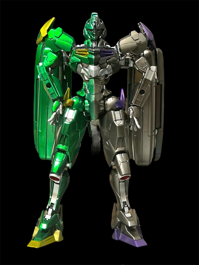 ある展示会用に作成しました。頭部、胸部、腰部の塗り分けに苦労しました💦マスキング地獄でしたが、良い経験でした‼️（もうやりたくないけど…www）