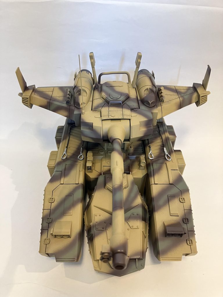 迷彩の名前が分からなかったんですが、Ⅳ号戦車H型を作って味を占めてタイガーⅠも追加購入塗装パターンが載ってあり、ちょうど東部戦線仕様があったから、この強そうな迷彩パターンにしました♪