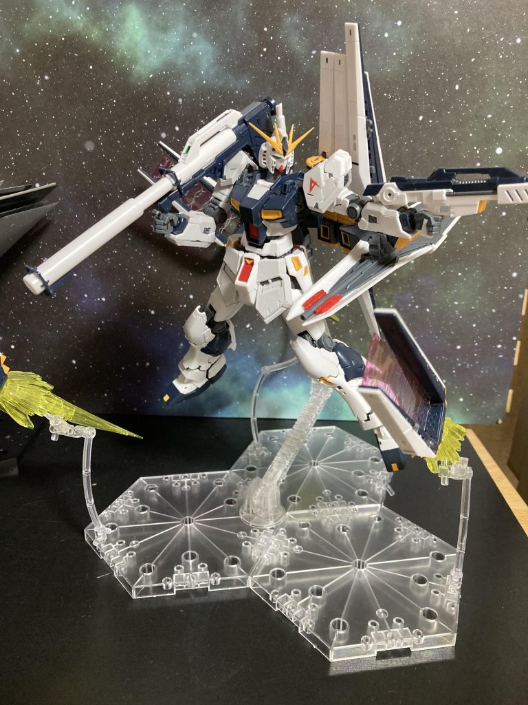 今日はνガンダムの日という事で–3枚目/制作者：おはようございます😃