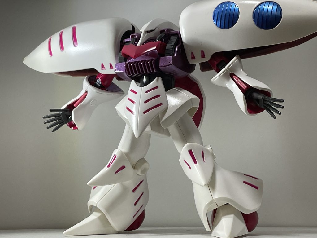 HGの初期のキットにはなりますが、それでも十分にカッコいいです!塗り分けもそこまで難しくなく、楽しく作ることが出来ました。 ご観覧どうもありがとうございました。