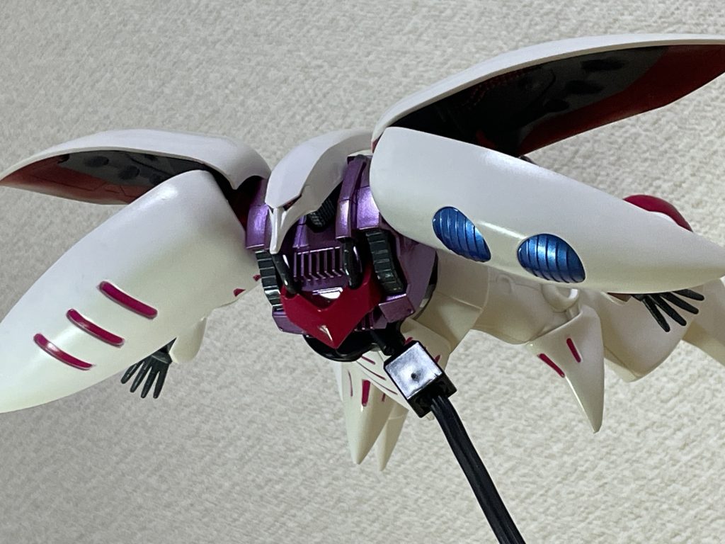 古いキットなので、可動はイマイチですがスタンドを使いそれらしいポージング!