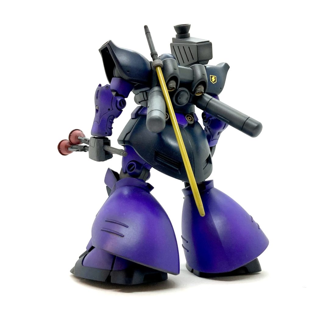 たぶん…  ですけど、足首のボールジョイントの位置を少しだけイジったら もう少し立ち姿がキマルような気がするんですよね〜🤔