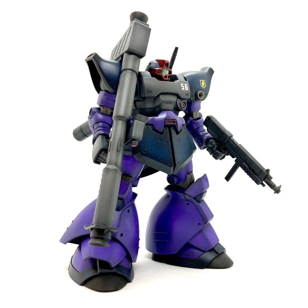 このキットを作るのは初めてなので、敬意を表して素組みです。「ドムのキットにハズレなし!」といいますが、このキットもカッコいいですね〜😌