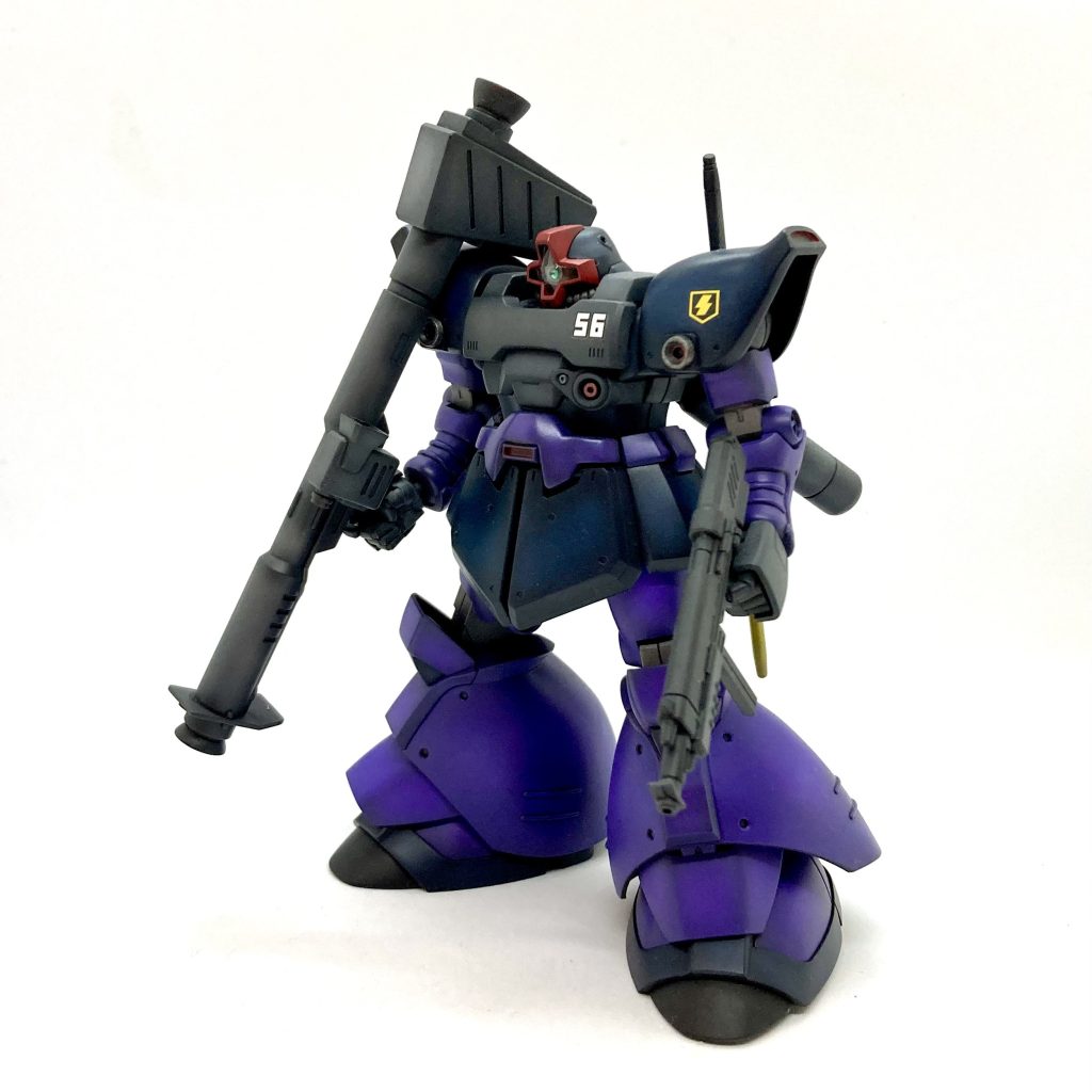 ただ、スタイルはイイんですが可動範囲に関しては…  特に足首の関節はちょっとなんとかしないと ですね😅どうにも素立ちがキマラナイ😩