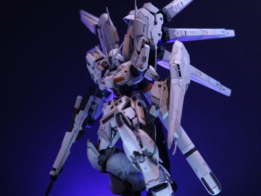 Hi-Nu Gundam–6枚目/制作者：Gabgrade