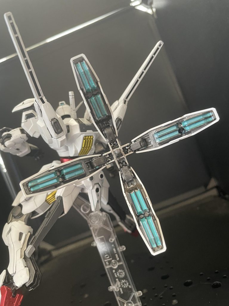 バリアブルロッドライフルのスラスター部もしっかり塗り分けました。