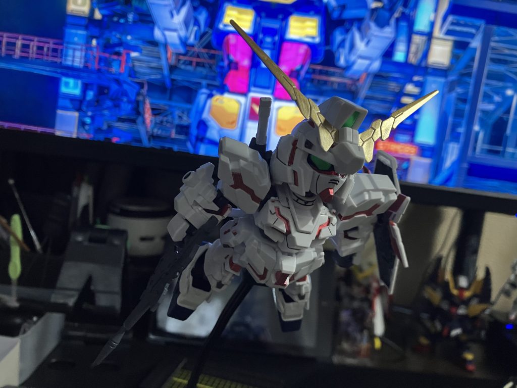 空に舞うユニコーン