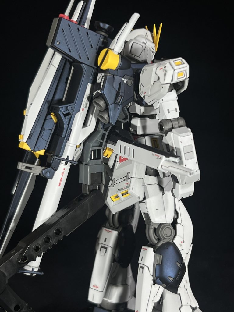 RGνガンダム–3枚目/制作者：eltty