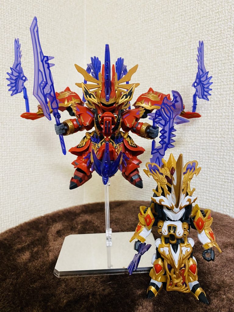 形態名はないようですが、ナイチンゲールのような形になります。