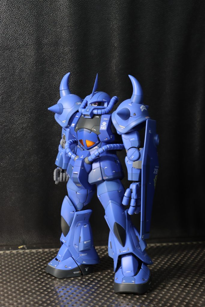 モールドに合わせ各部微妙に塗り分けしました