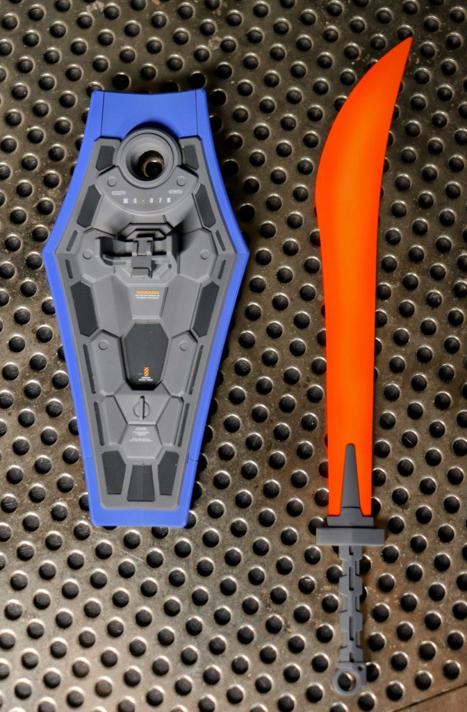 シールド塗り分けヒートサーベルはグラデーション塗装