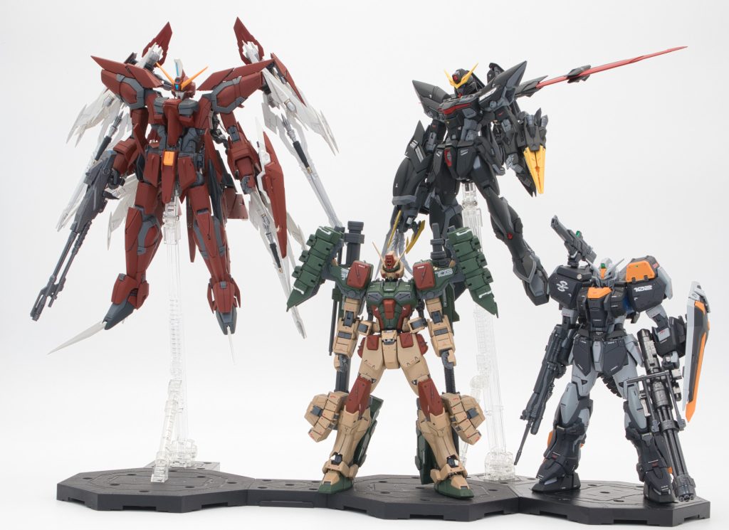 奪取組4機で。初期GAT-Xシリーズようやく作り終えました。最後まで閲覧頂きありがとうございます。