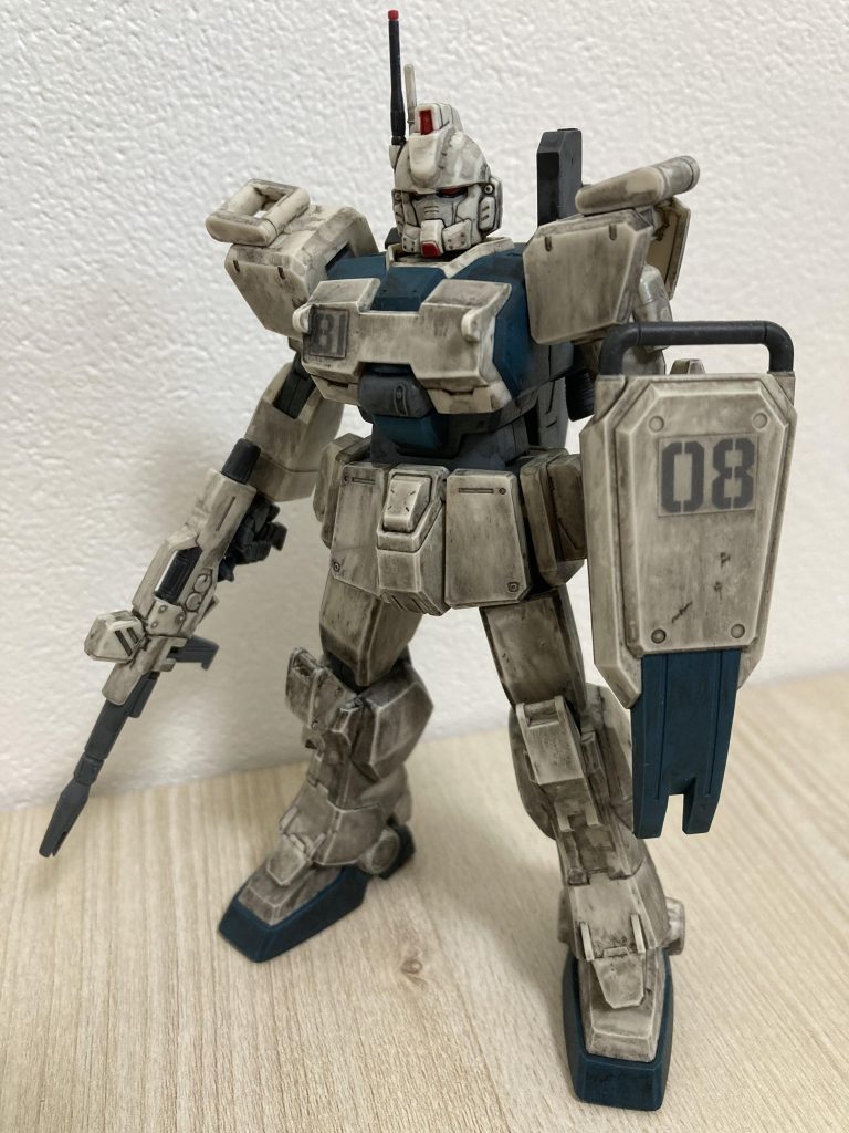 汚しすぎかなとも思ったのですが、写真越しに見るとエッジ部分のボディ色と汚れ部分か対比になって情報量が増してこれはこれでありなのではとか思ってます。