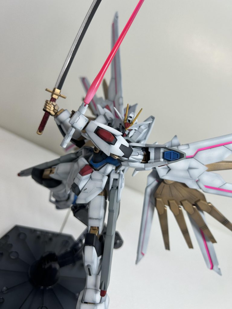 HG マイティーストライクフリーダム–4枚目/制作者：リディ