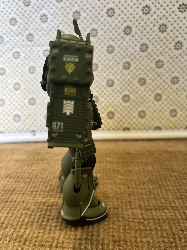 HGUCザク–4枚目/制作者：たかくん