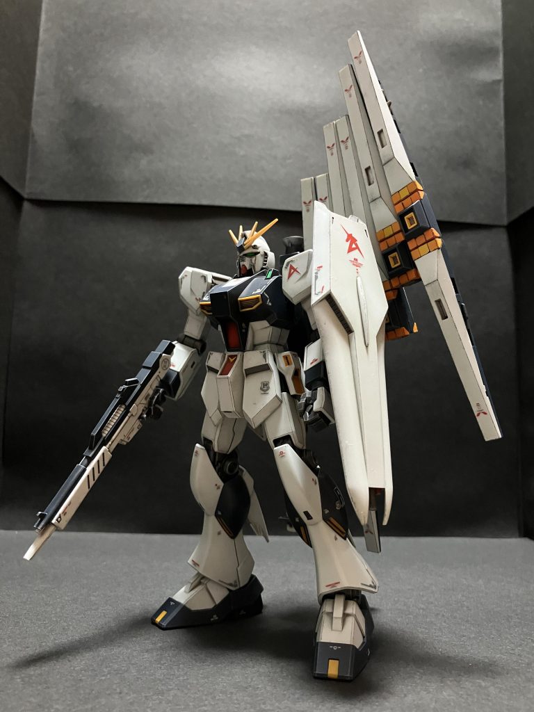 自分はいつも出来るだけバラバラの状態でウェザリングまで済ませるようにしています。今回はパーツが多くて骨が折れました。その分、出来上がった時の喜び一入でございました。