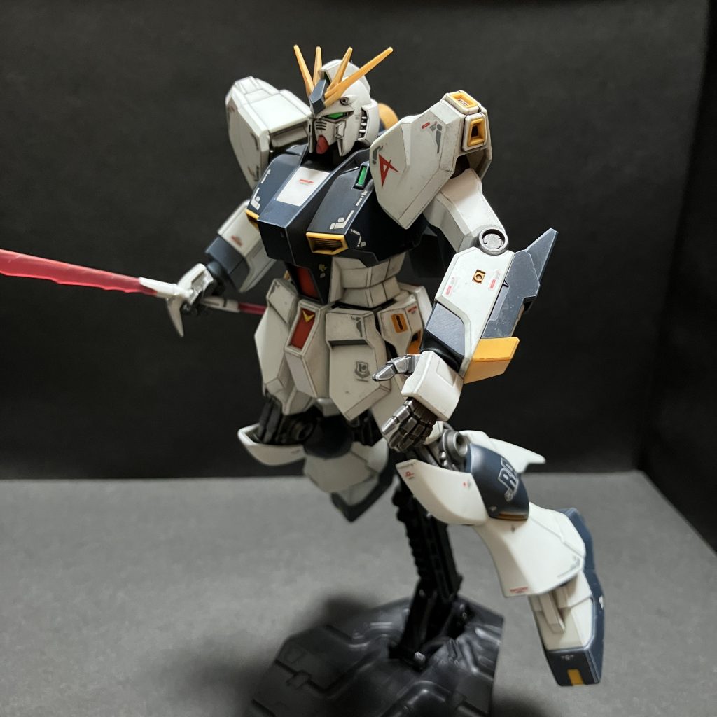 HG RX-93 νガンダム