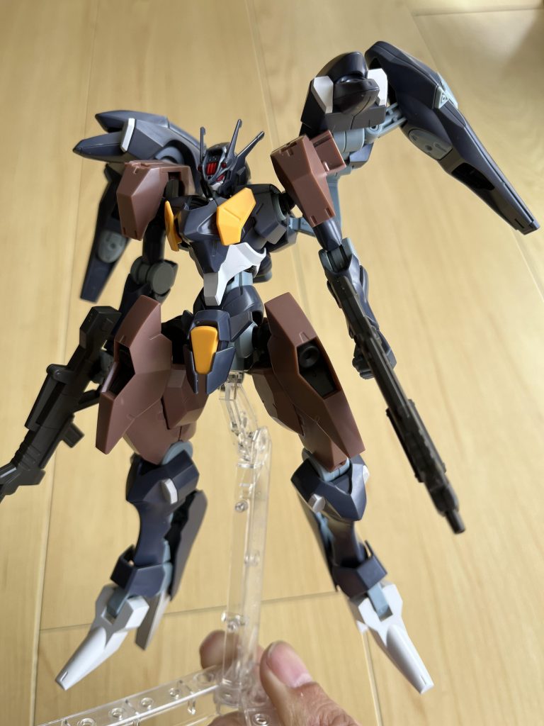 ミキシング部分が丸わかり。胴体も1.5mmくらい延長したかな。