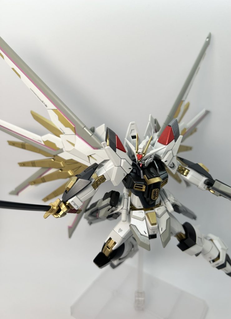 フツノミタマはバンダイさんの拘りに感動し、無塗装です。かっこいいですよねぇ。